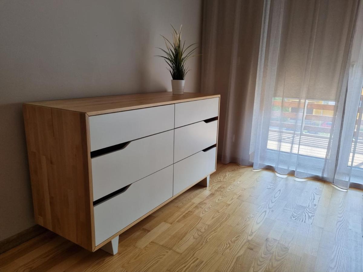 R63 Apartment With Terrace Tartu Bagian luar foto